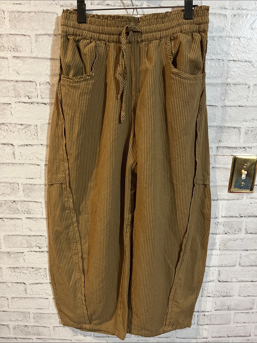 Free People something good barrel leg pull on pants - Picture 4 of 7